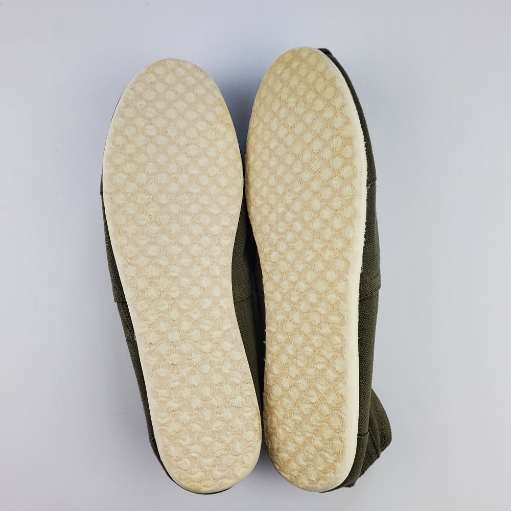 NWOB Men's Toms Classic Canvas Olive Green - Picture 5 of 5